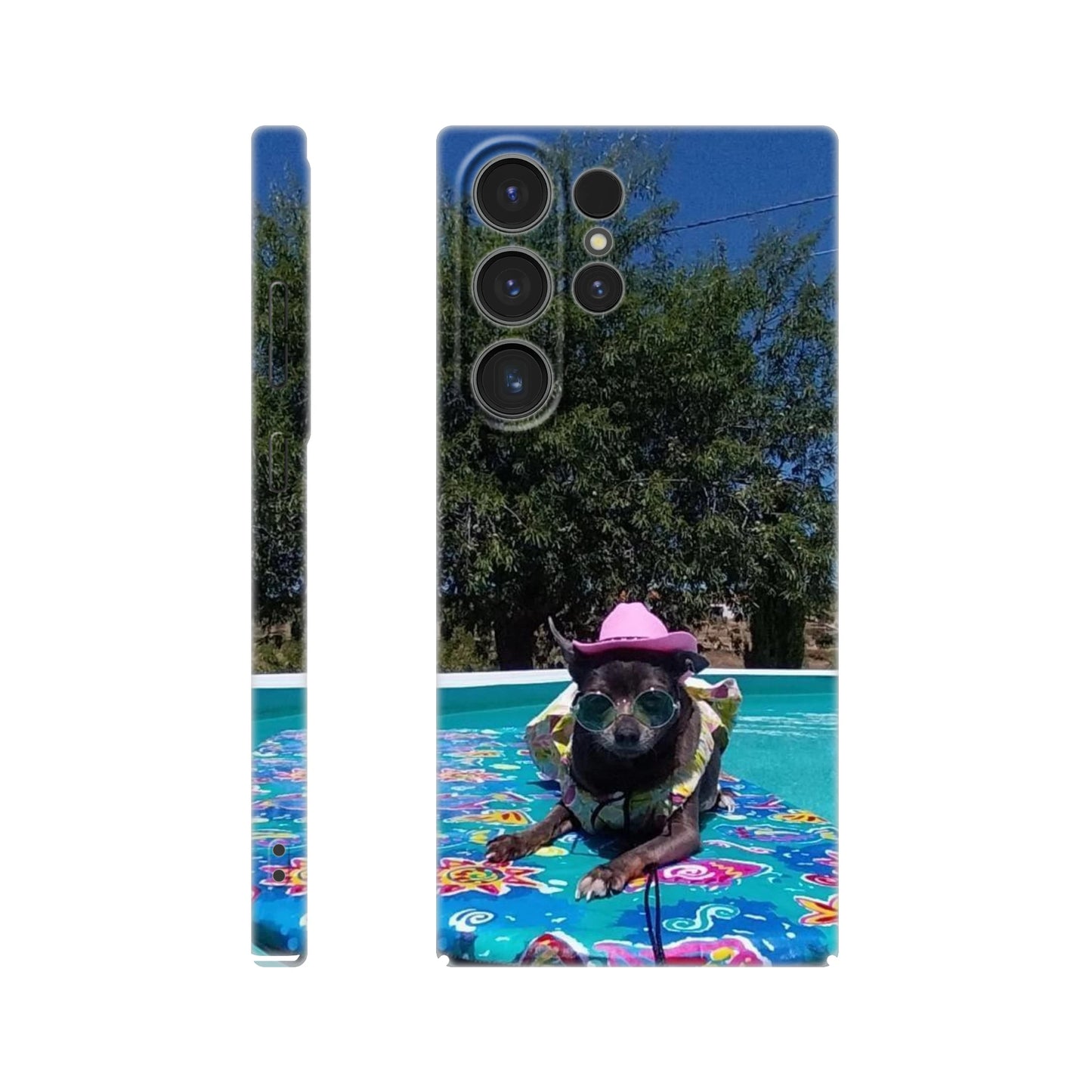 capa de telemóvel personalizada com foto de cao na piscina